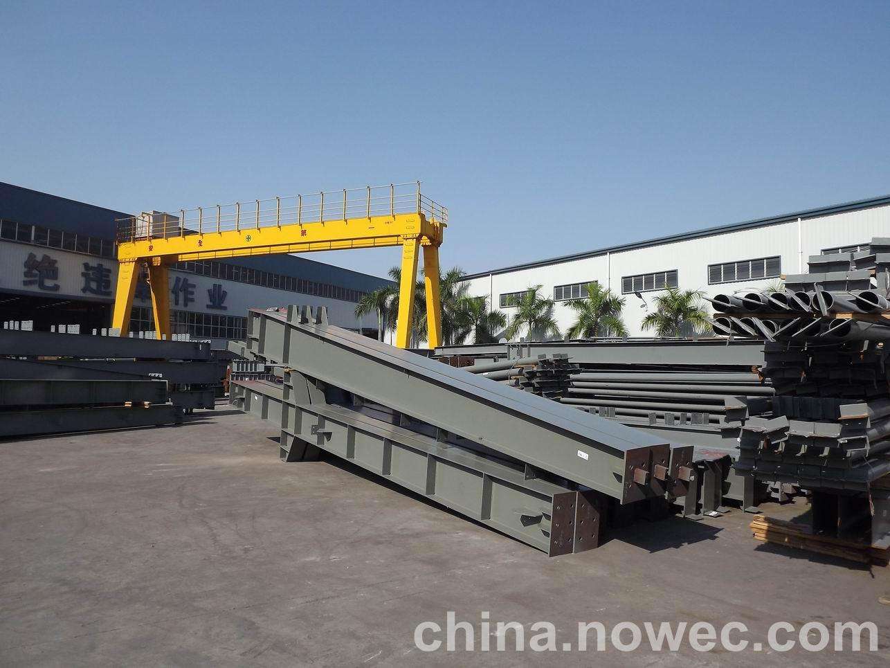 睢宁网架工程中的分条(分块)吊装法